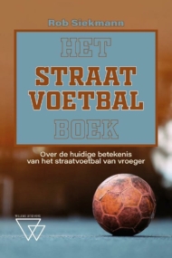 Het straatvoetbalboek